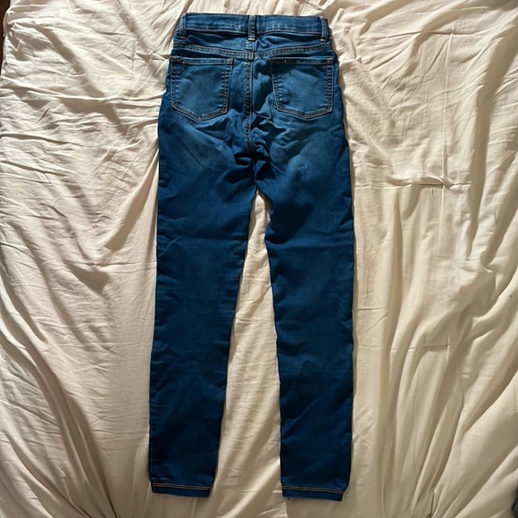 Gap kids jeans (high stretch jegging) - Picture 2 of 3